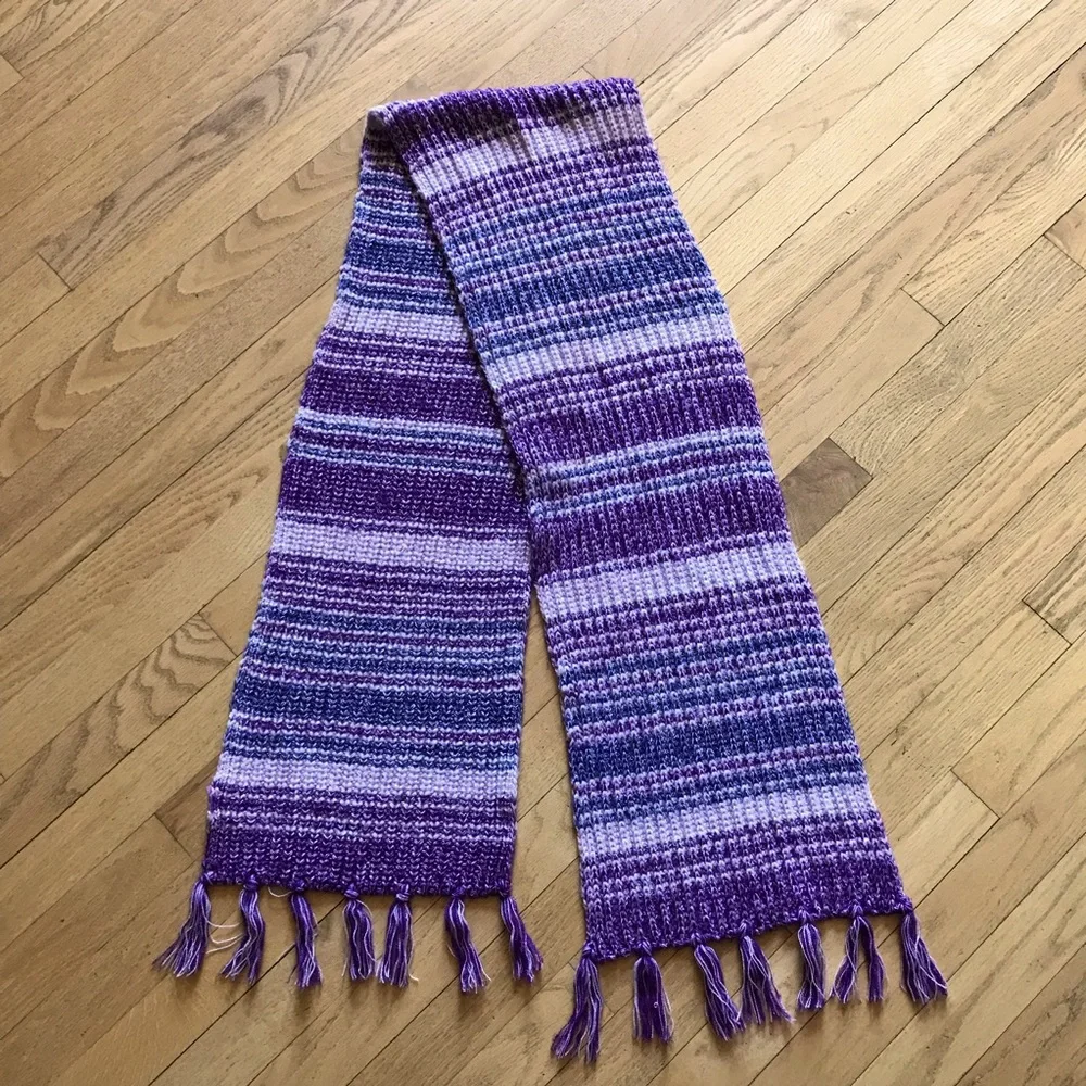 Evsie Knitted Scarf NEW Purple Blue Soft Fringe Wide Winter Festival Gift - Picture 8 of 8